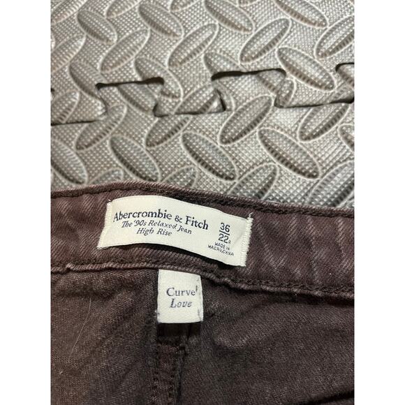 Abercrombie and Fitch the 90s High Rise Relaxed Jean Brown Plus Size 36/22R - Picture 2 of 7